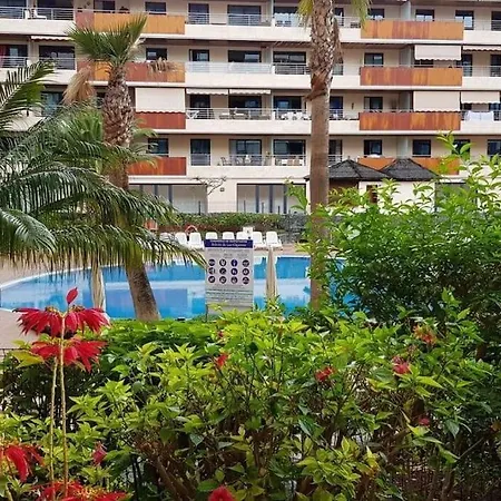 Apartment Balcon, Cosy One Bed With Aircon And Pool